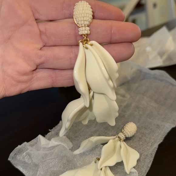 White Floral Drop Earrings
TUCKERNUCK JEWELRY - Picture 2 of 7